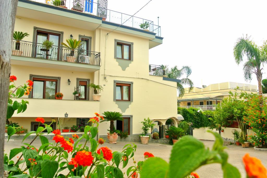 Hotel Casafort Pozzuoli Eksteriør billede