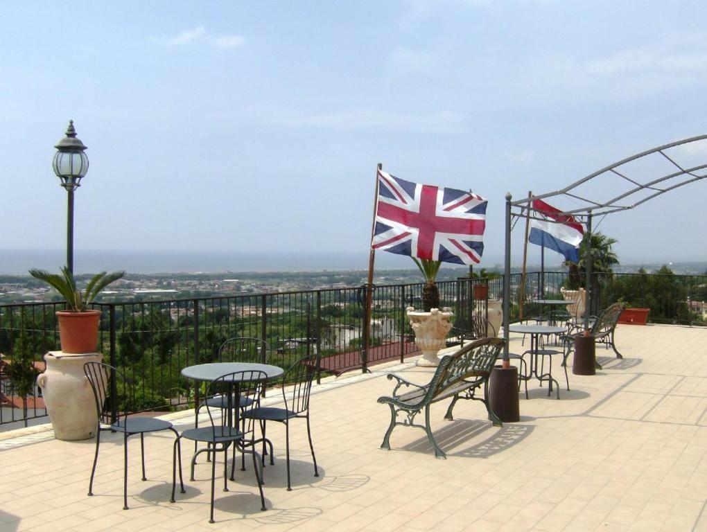 Hotel Casafort Pozzuoli Eksteriør billede