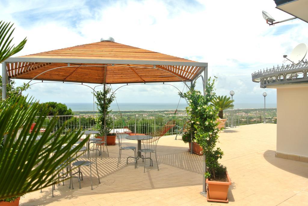 Hotel Casafort Pozzuoli Eksteriør billede